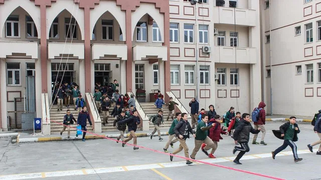 10 KASIM CUMA OKULLAR TATİL Mİ, yarım gün mü, yoklama alınacak mı? Okullar 9 gün tatil ne zaman?