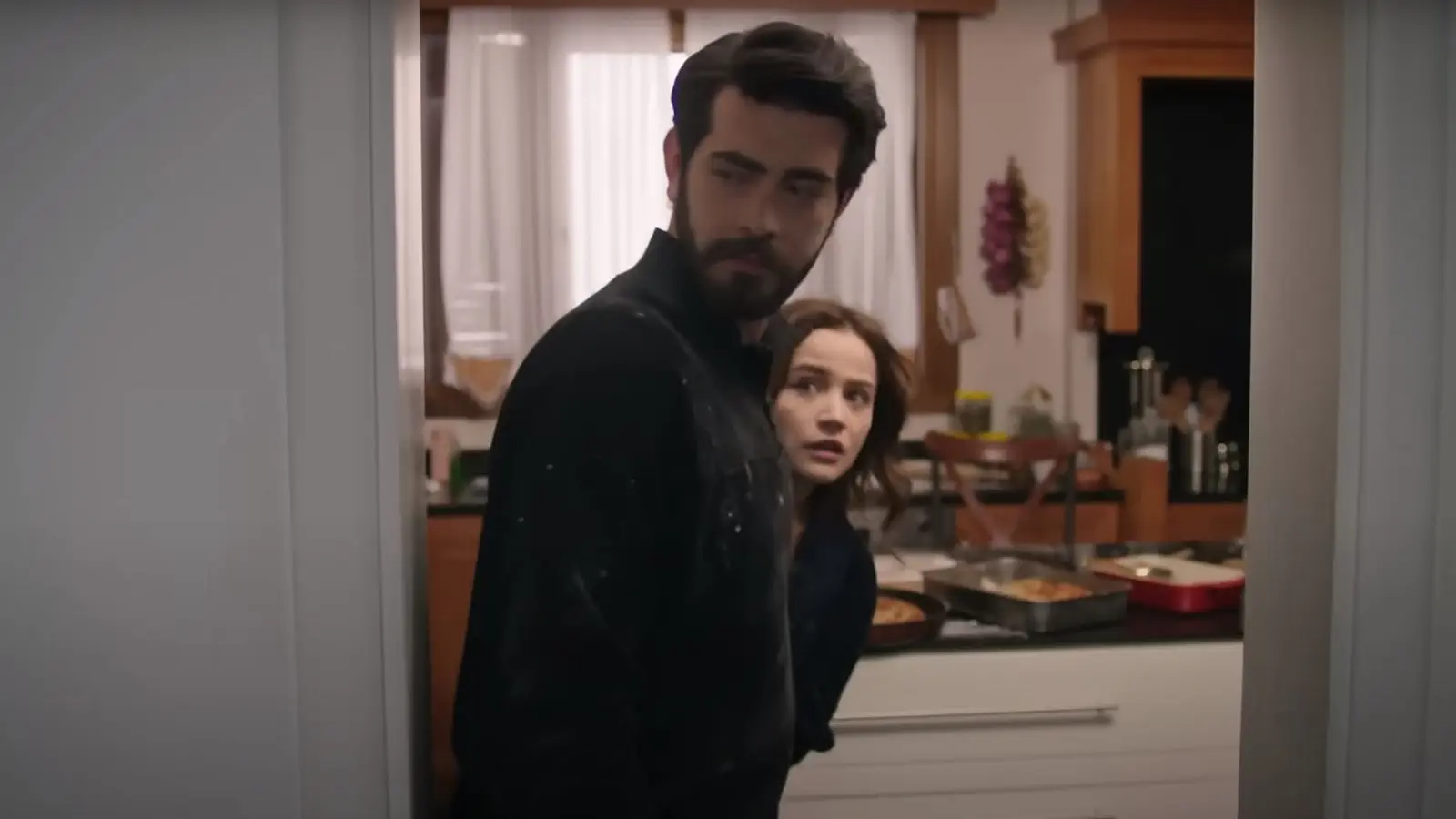 Kan Çiçekleri 138. Bölüm İzle! Kan Çiçekleri yeni bölüm full izle! Kan Çiçekleri son bölüm izle