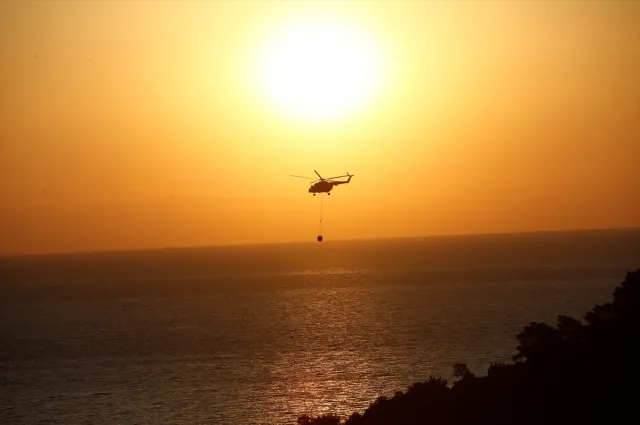 Antalya'da yangın son durum nedir? Antalya'da yangın söndürüldü mü? Antalya'da yangın nerede çıktı?