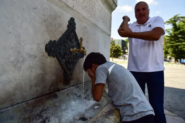 Bugün sıcaklık rekoru mu kırıldı? Türkiye en yüksek sıcaklık rekoru kaç?