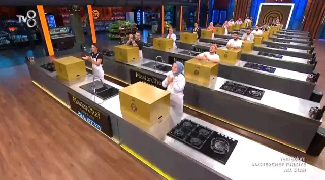 Masterchef Mavi takım kaptanı kim oldu, kaptanlık oyununu kim kazandı? 14 Ağustos 2023 Masterchef Mavi takım ve Kırmızı takım kaptanı kimdir?