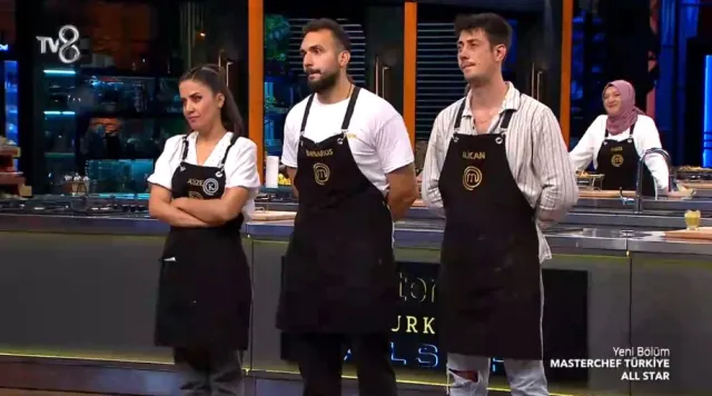 Masterchef 2023 Mavi takımda dokunulmaz kim oldu, bireysel dokunulmazlığı kim kazandı? 16 Ağustos Çarşamba Masterchef Mavi takımın birincisi kim oldu?