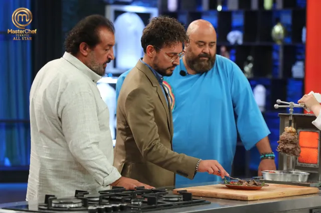 Masterchef dün akşam kim kazandı, kim elendi? Masterchef 11 Eylül kazananı kim, yeni takımlar oluştu mu?