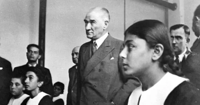 10 Kasım resmi tatil mi? 10 Kasım Atatürk'ü Anma Günü resmi tatil mi? 10 Kasım okullar, iş yerleri ve üniversiteler yarım gün mü, tatil mi?
