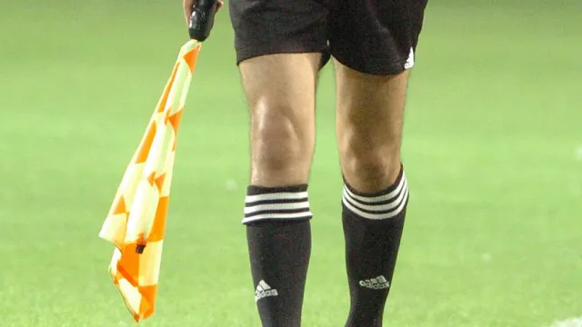 OFSAYTTA EL GEÇERLİ Mİ, Kol Ofsayta Dahil Mi?