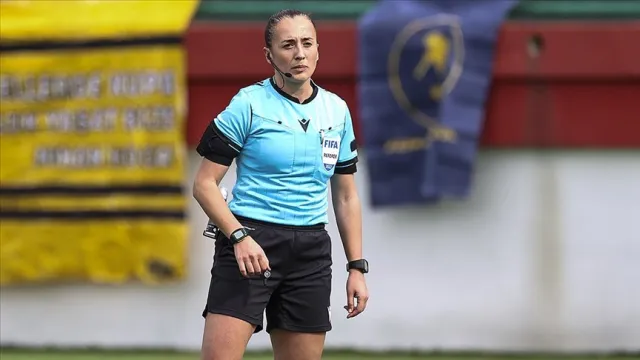 OFSAYTTA EL GEÇERLİ Mİ, Kol Ofsayta Dahil Mi?