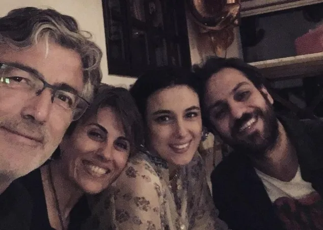 Serenay Sarıkaya'nın annesi, Cansu Tosun'un babasıyla sevgili mi? Cansu Tosun'un babası kimdir?