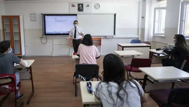 MEB Ortak Sınav Açıklaması 2023: Sınavlar kaç aşamalı mı yapılacak? Türkçe ve Yabancı dil derslerinin sınavları nasıl olacak?