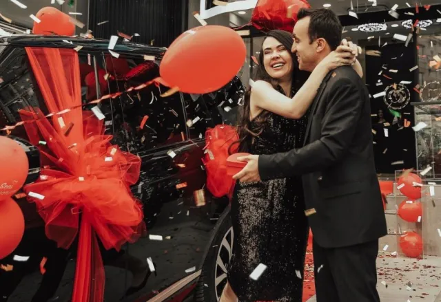 Özlem Öz ve Tayyar Öz çifti kimdir, ne iş yapıyor?