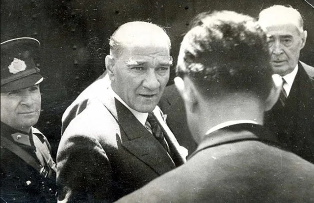 10 Kasım Atatürk fotoğrafları HD! 10 Kasım Atatürk'ü Anma Günü için fotoğraflar
