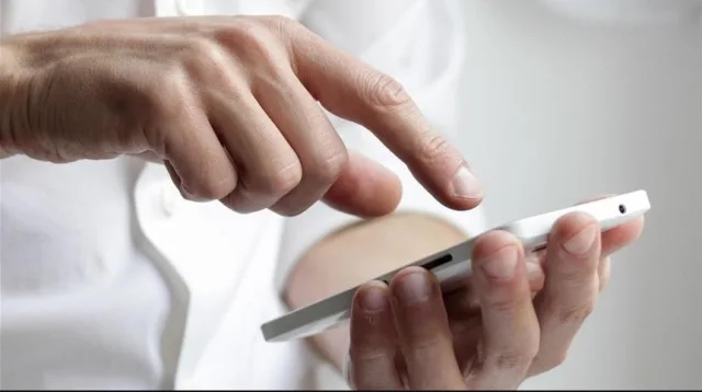 Vergisiz telefon, bilgisayar, tablet ve internet desteğini kimler alabilecek? Başvurular başladı mı, vergisiz telefon şartları neler?