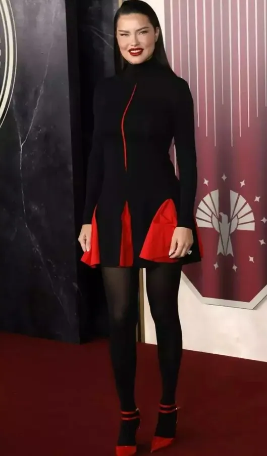 Adriana Lima'nın son hali nasıl? Adriana Lima estetik mi yaptırdı?