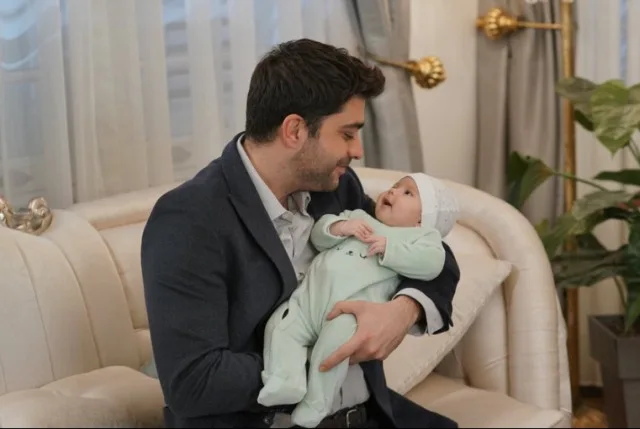 Kızılcık Şerbeti 43. bölüm fragmanı izle! Kızılcık Şerbeti yeni bölüm bölüm fragmanı yayınlandı mı? Kızılcık Şerbeti yeni bölümde neler olacak?