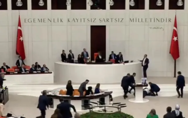 Hasan Bitmez'in sağlık durumu nasıl, hastalığı nedir? Saadet Partili Hasan Bitmez meclis kürsüsünde baygınlık geçirdi!