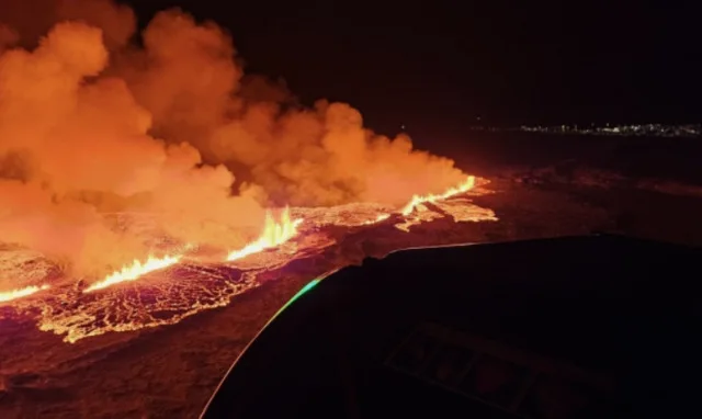 İzlanda'da yanardağ patlaması! (VİDEO) İzlanda'da yanardağ mı patladı, son durum nedir?
