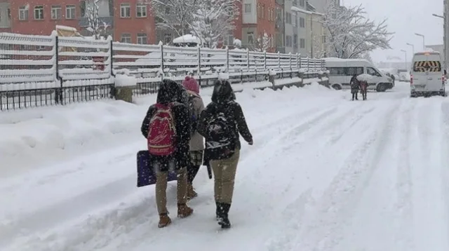 Van'da okullar tatil mi? 25 Aralık günü okul var mı, kaç gün tatil, ne zaman açılacak?