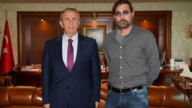 Erdal Beşikçioğlu kimdir, kaç yaşında ve nereli? Ankara Etimesgut Belediye Başkan Adayı Erdal Beşikçioğlu dizileri ve filmleri!
