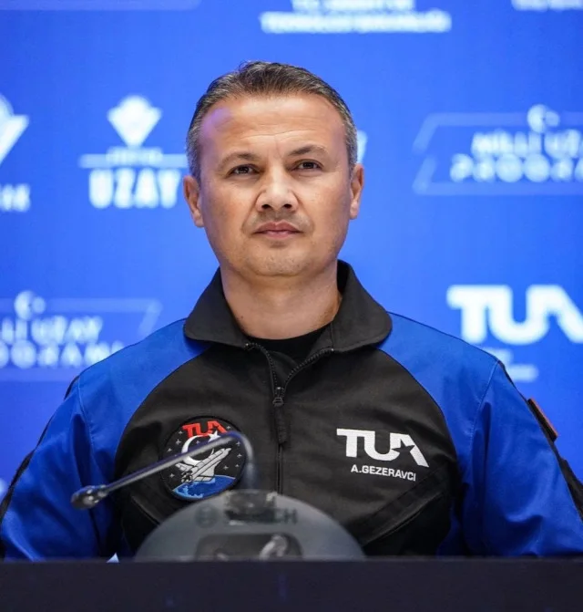 Alper Gezeravcı kimdir, nereli? İlk Türk astronot Alper Gezeravcı hayatı ve kariyeri! Alper Gezeravcı ne mezunu?
