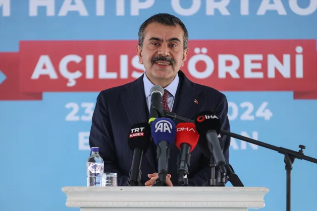 Yeni sınav sistemi mi geliyor? Açık uçlı sınav sistemi nedir? Milli Eğitim Bakanlığı açıklama yaptı mı?