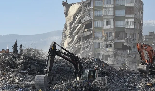DEPREM Mİ OLDU? SON DAKİKA! Hatay' kaç büyüklüğünde deprem oldu?