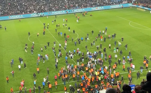 Trabzonspor Kulübü Başkanı Ertuğrul Doğan Fenerbahçe maçıyla ilgili ne söyledi? Hakemlere ne dedi?