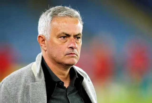 Fenerbahçe'nin yeni teknik direktörü kim olacak? Jose Mourinho kimdir, kaç yaşında?