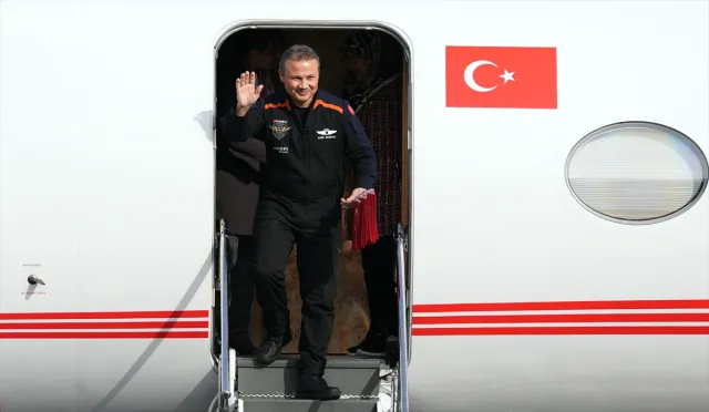 Alper Gezeravcı YUA Yönetim Kurulu'na mı atandı? Resmi Gazete'de yayınlanan karar ne?