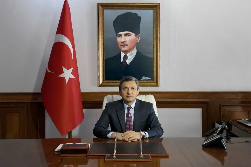 Antalya Valisi Hulisi Şahin kimdir? Hulusi Şahin kaç yaşında, nereli, evli mi? Malatya'nın eski Valisi nereye atandı? - HY Gazete