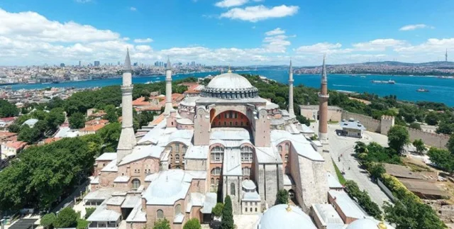 Ayasofya ibadete kapatılıyor mu, 50 yıl kapatılacak mı? Ayasofya Cami kapanıyor mu? İletişim Başkanlığı'ndan açıklama!