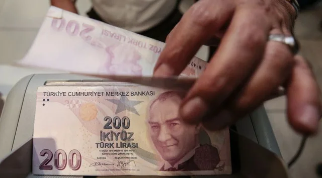 Çalışan emeklilere 5 bin lira ikramiye Meclis'ten geçti mi, ne zaman geçecek?