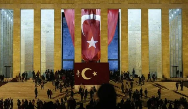 Cuma günü okul var mı? 10 Kasım'da okullar tatil mi, yarım gün mü olacak?