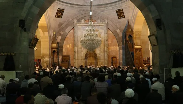 CUMA MESAJLARI 26 OCAK | Güzel, anlamlı, resimli Cuma mesajları! Ayetli Cuma mesajları neler?