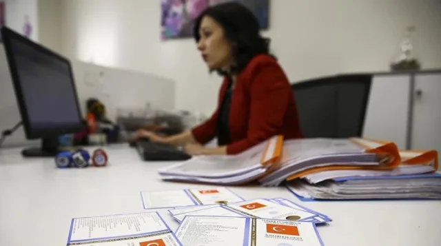 Cumartesi noter açık mı? Cumartesi günü noter saat kaçta açılıyor, kapanıyor? Noterler hafta sonu çalışıyor mu?