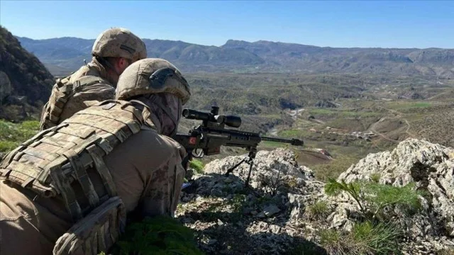 İSRAİL ORDUSU GÜÇLÜ MÜ? İsrail'in ne kadar askeri, savaş uçağı, tankı var? Türkiye mi güçlü yoksa İsrail mi?