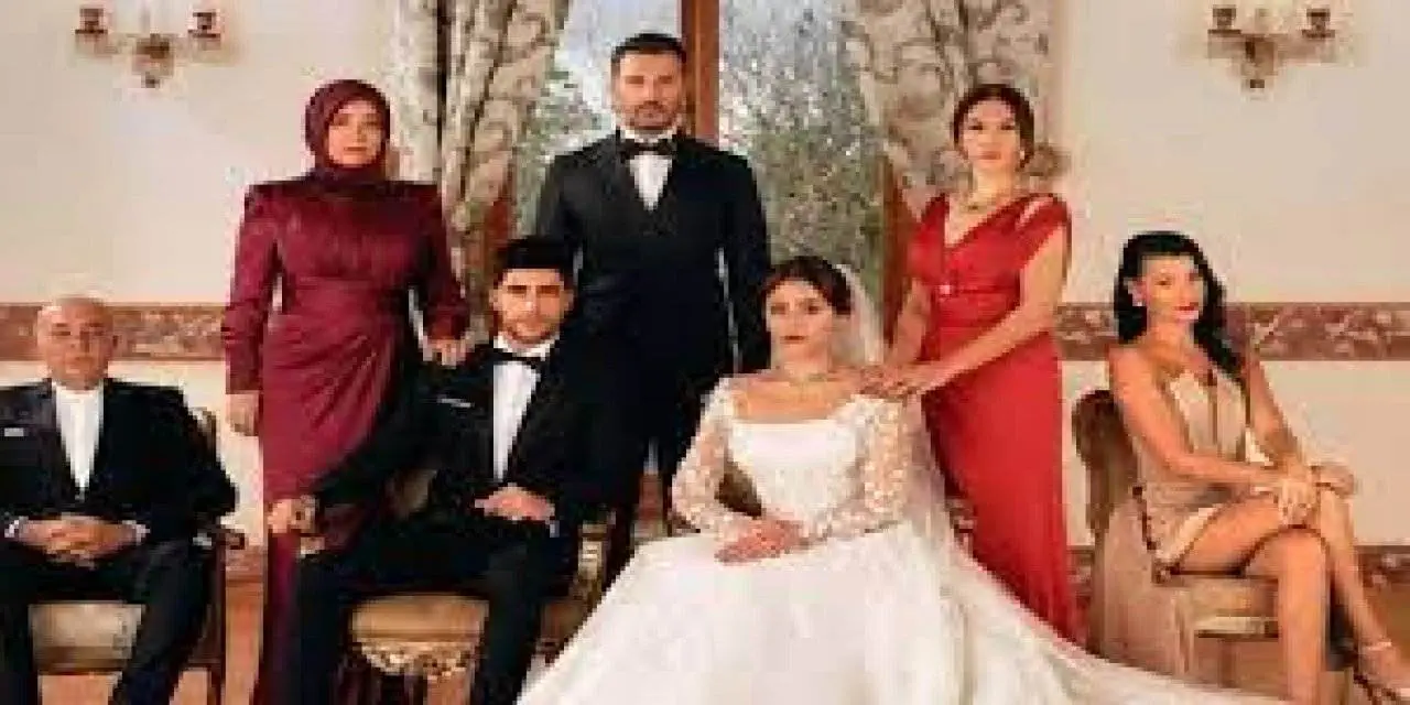 Kızılcık Şerbeti Yazarı Kimdir? Kızılcık Şerbeti Hangi Kitap?