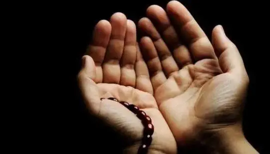 ORUÇ NİYETİ NASIL EDİLİR? Niyet etmeden oruç tutulur mu? Niyet ederken ne denir?