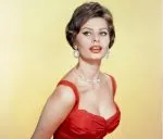 Sophia Loren hastaneye mi kaldırıldı, hastalığı nedir? Sophia Loren sağlık durumu nasıl?